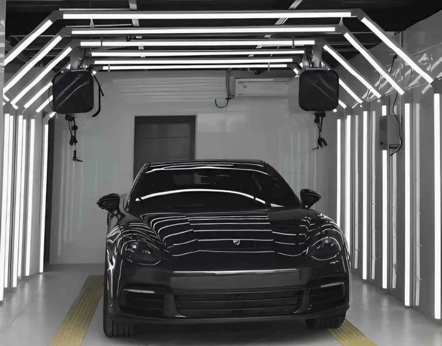 Light Tunnels E1011 P3